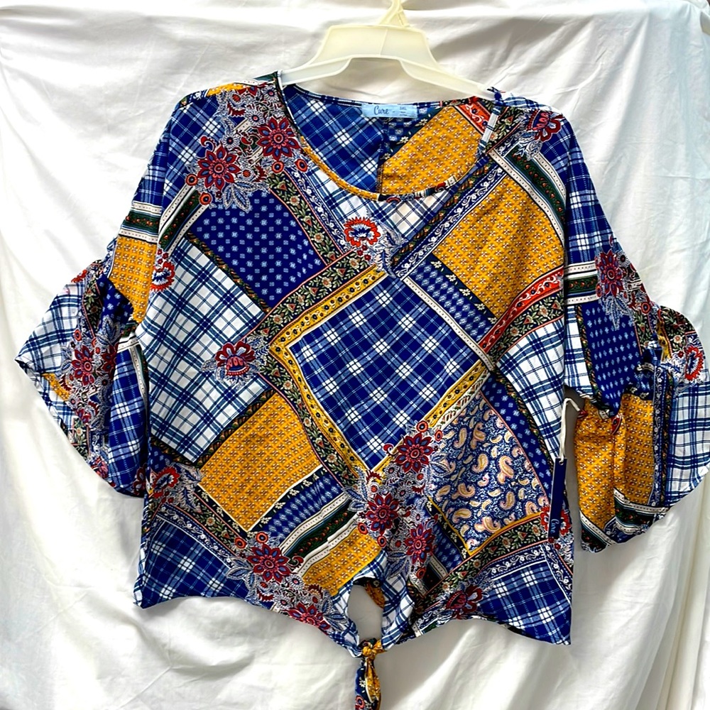 NEW!!! Cure bell sleeve tie up polyester blouse sz 3x